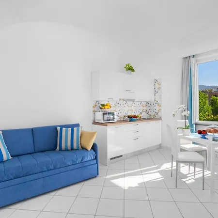 Aparthotel Vittoria *